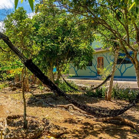 Cucuve Eco Hostal Puerto Baquerizo Moreno Ngoại thất bức ảnh