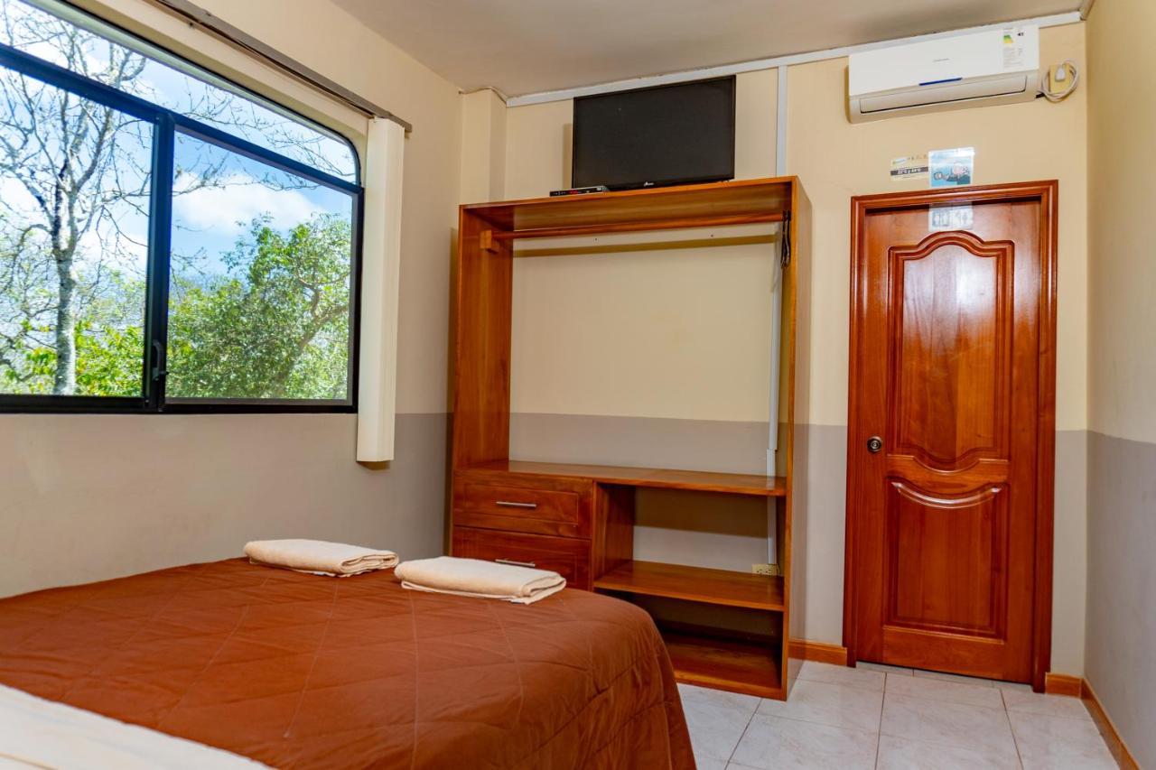 Cucuve Eco Hostal Puerto Baquerizo Moreno Ngoại thất bức ảnh