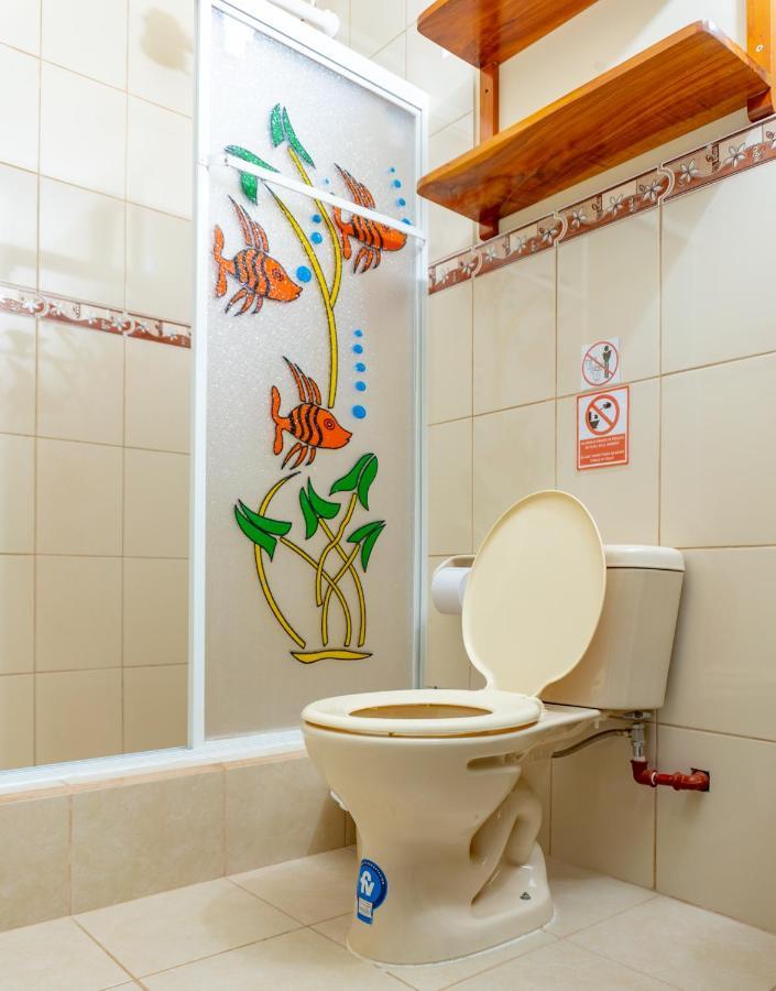 Cucuve Eco Hostal Puerto Baquerizo Moreno Ngoại thất bức ảnh