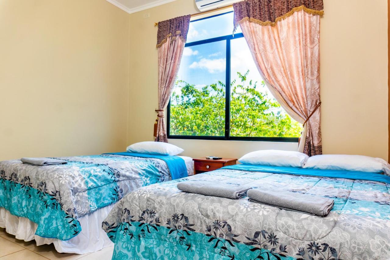 Cucuve Eco Hostal Puerto Baquerizo Moreno Ngoại thất bức ảnh