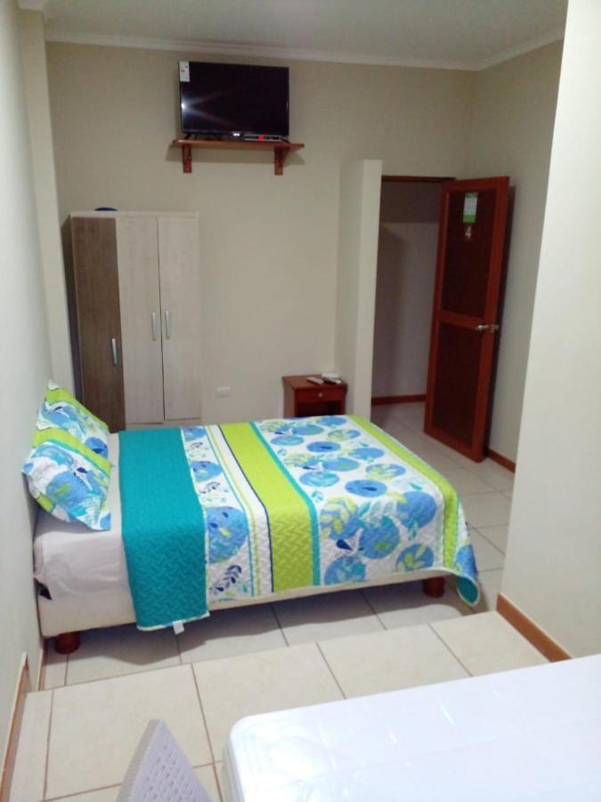 Cucuve Eco Hostal Puerto Baquerizo Moreno Ngoại thất bức ảnh